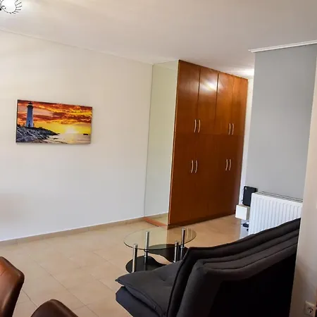 Priamos Apartment