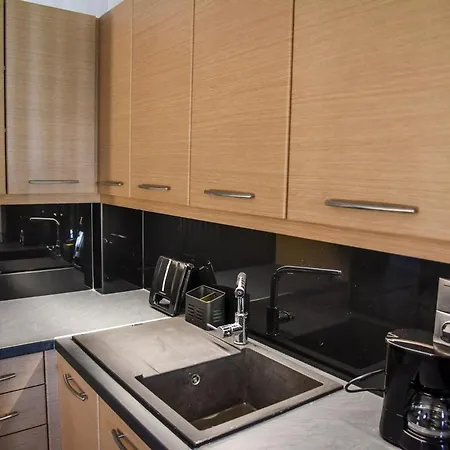 Apartment Priamos *